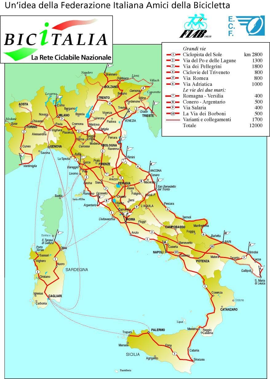 地図のイタリア自転車