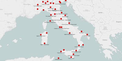 地図のイタリアの空港を表示