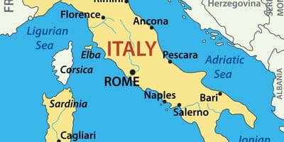 地図のイタリア海