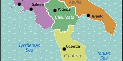 地図のイタリア南部の都市